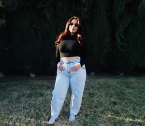 Open image in slideshow, Slouch Denim Jeans
